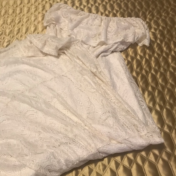 Beautiful lace sleeveless ivory maxi dress - Picture 5 of 6